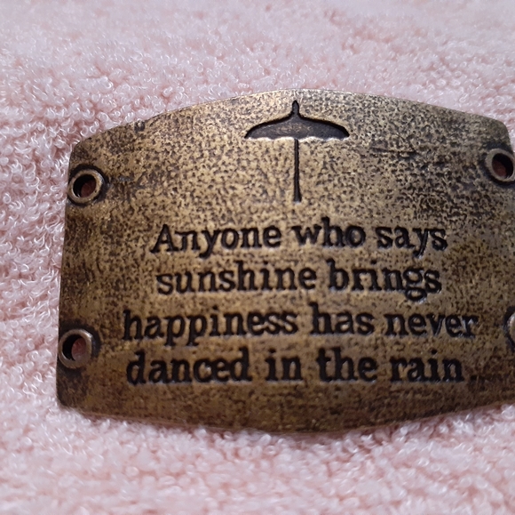 Lenny and Eva - Picture 1 of 9